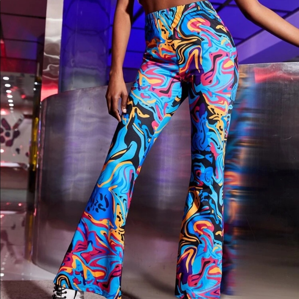 Pattern Flared leggings